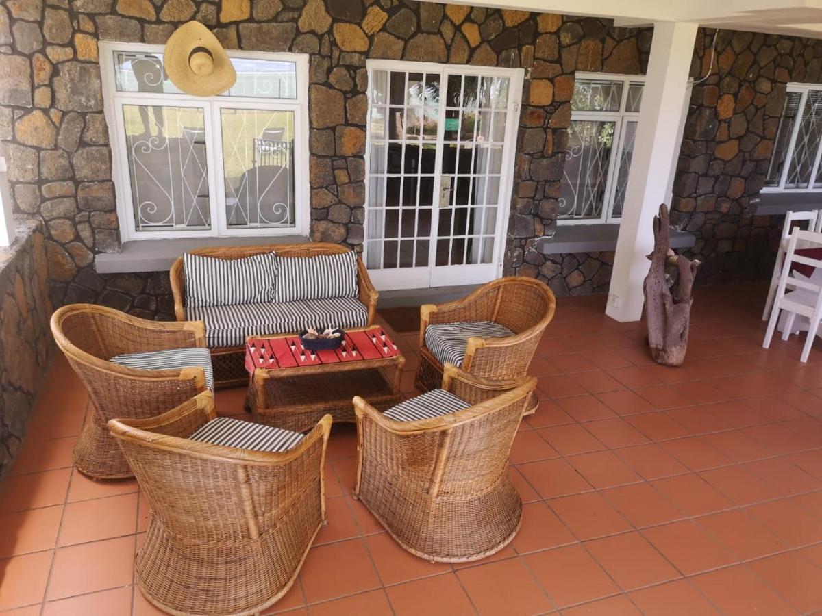 Villa Karel Mauritius Beach House Riambel Exterior foto